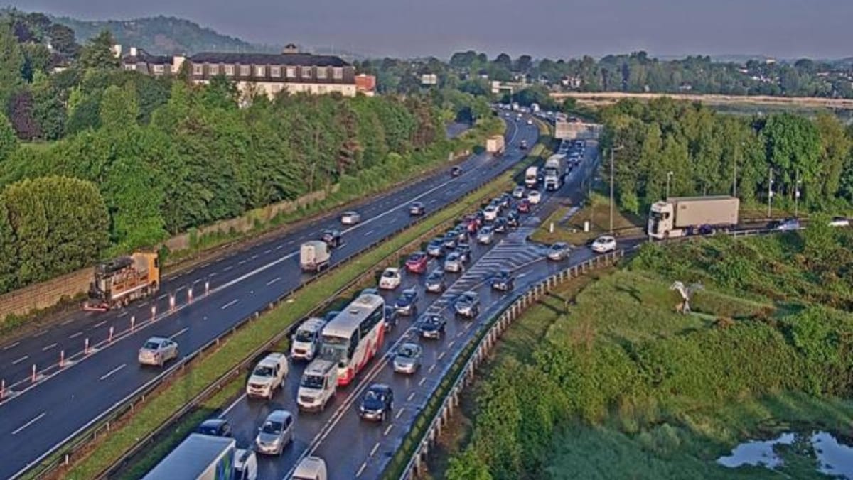 Long Delays on N40 Due to Collision